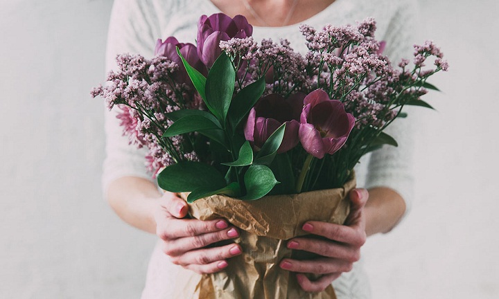 گل هدیه مناسب برای کادو روز مادر