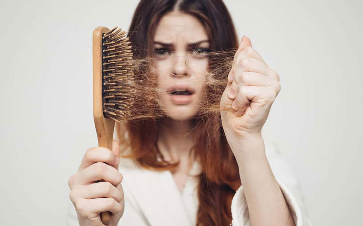 ریزش موی زیاد - ریزش طبیعی مو چقدر است؟ 