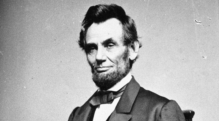 ابراهام لینکلن - ۲۰ فرد موفقی که بعد از ۴۰ سالگی به موفقیت دست پیدا کردند