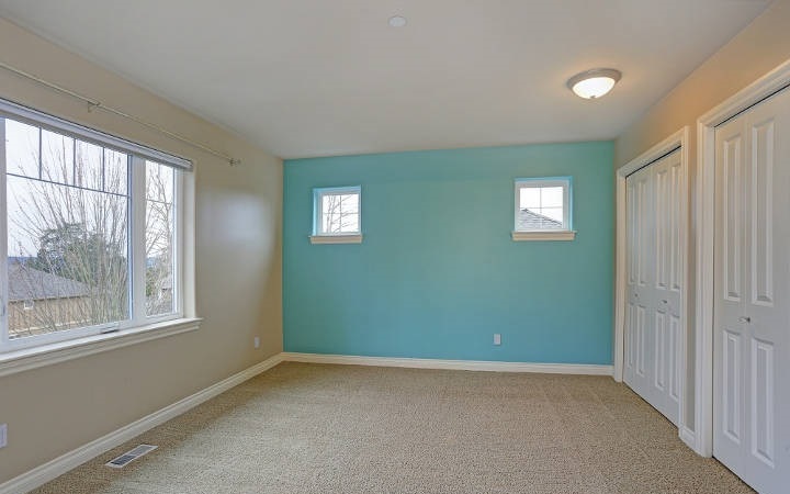 رنگ‌آمیزی اکسنت وال یا دیوار شاخص