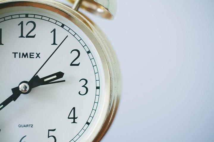 برای مدیریت زمان در زمان دورکاری، اتلاف وقت نکنید
