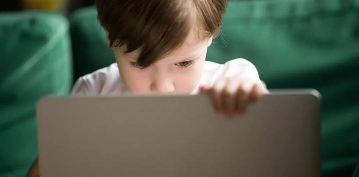 آسیب های فضای مجازی برای کودکان - آسیب های اجتماعی