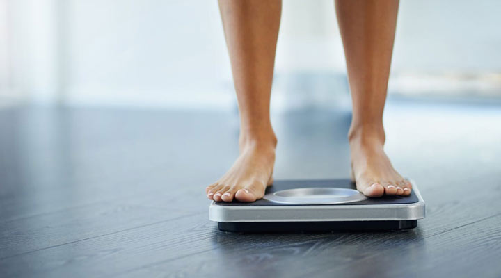 Early Signs of Stomach Cancer - Weight loss for no apparent reason is one of the main symptoms of stomach cancer.