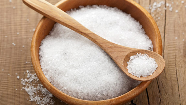 رسوم عجیب و غریب - نمک - آداب و رسوم عجیب جهان