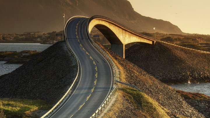 پل استورزایساندت در نروژ - ترسناک ترین پل های جهان