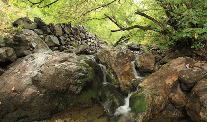 معرفی آبشارهای تهران؛ گشت و گذار در طبیعت خیره‌کننده تهران