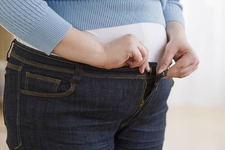 پرهیز از پوشیدن لباسهای تنگ هنگام نپوشیدن شورت