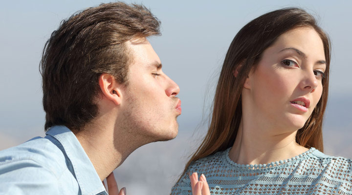 فواید بوسیدن - بوسیدن عضلات صورت را تقویت می‌کند