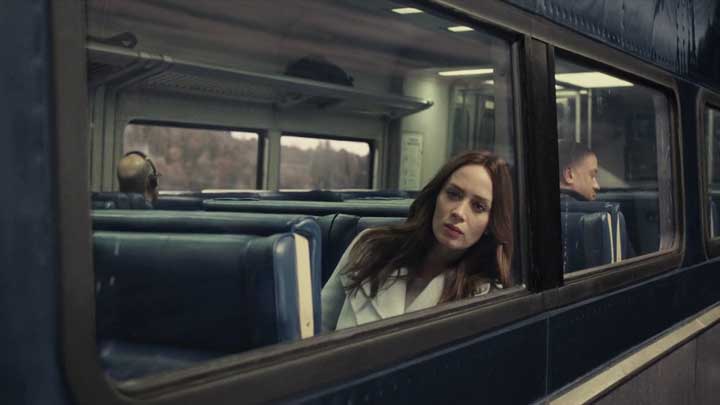 دختری در قطار فیلمی درباره خیانت است