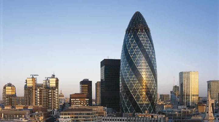 برج خیارشور در لندن