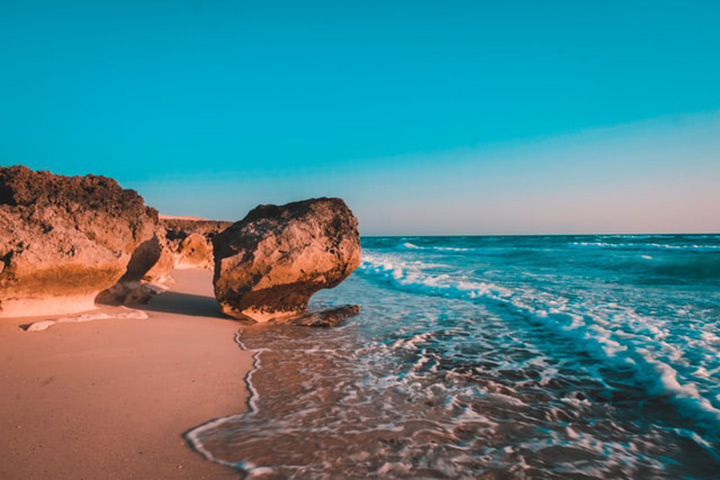 ساحل زیبا و آرامشبخش کیش