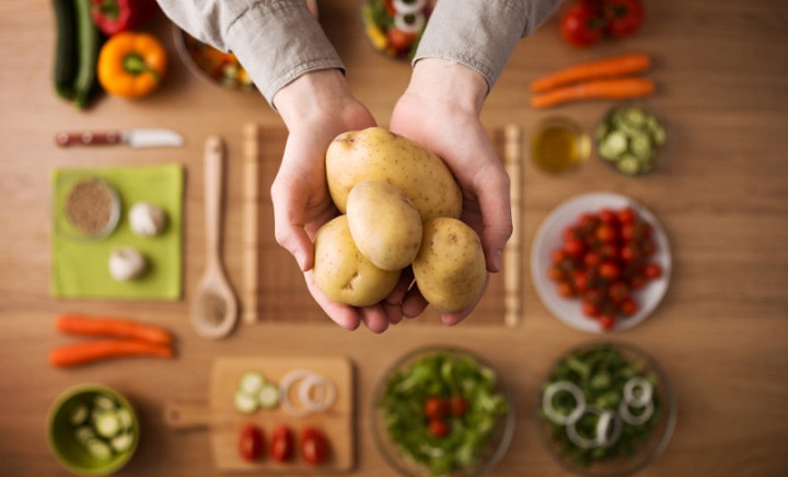 رژیم سیب زمینی و فواید آن + برنامه غذایی سه روزه 2 مواد غذایی مجاز در رژیم سیب زمینی