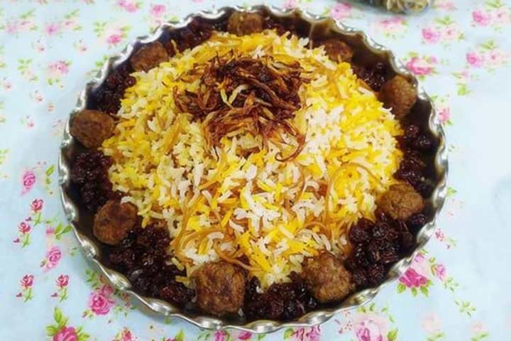 یک دیس رشته پلو