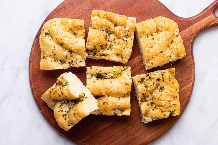 طرز تهیه نان فوکاچیا