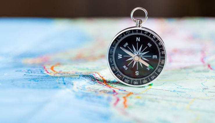 قطب نما چیست و چگونه کار میکند؟ - چطور