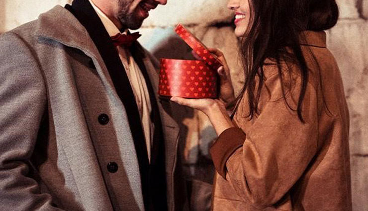 9 ایده فوق العاده کادو سالگرد ازدواج برای مرد؛ خانم ها بخوانند!