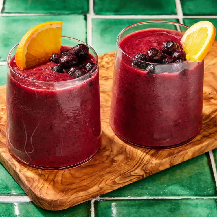 Beet Smoothie ddmfs Beauty 02 98b491857f274908babb13d70b5b4075