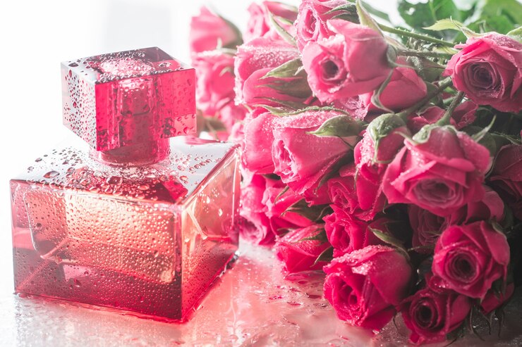 برای تولید عطرهای عاشقانه و رمانتیک از چه اسانسهایی استفاده کنیم؟